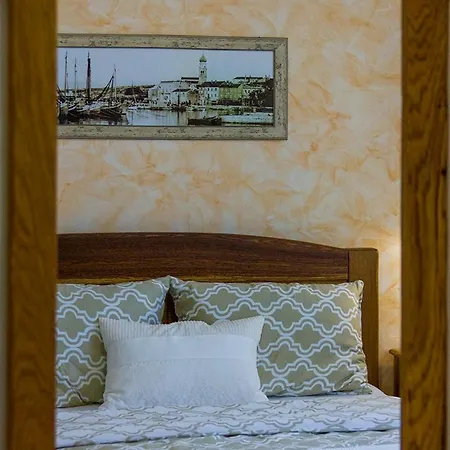 度假居 Luca With Pool And Jacuzzi