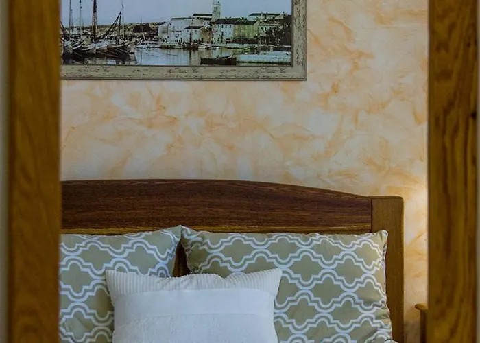 בית נופש Luca With Pool And Jacuzzi