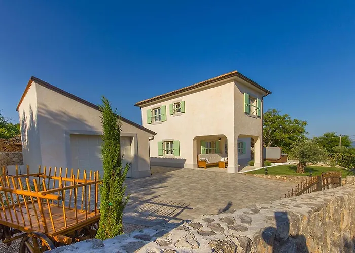 Σπίτι διακοπών Luca With Pool And Jacuzzi Vrh (Krk)