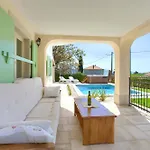 Luca With Pool And Jacuzzi 度假居 Vrh (Krk)